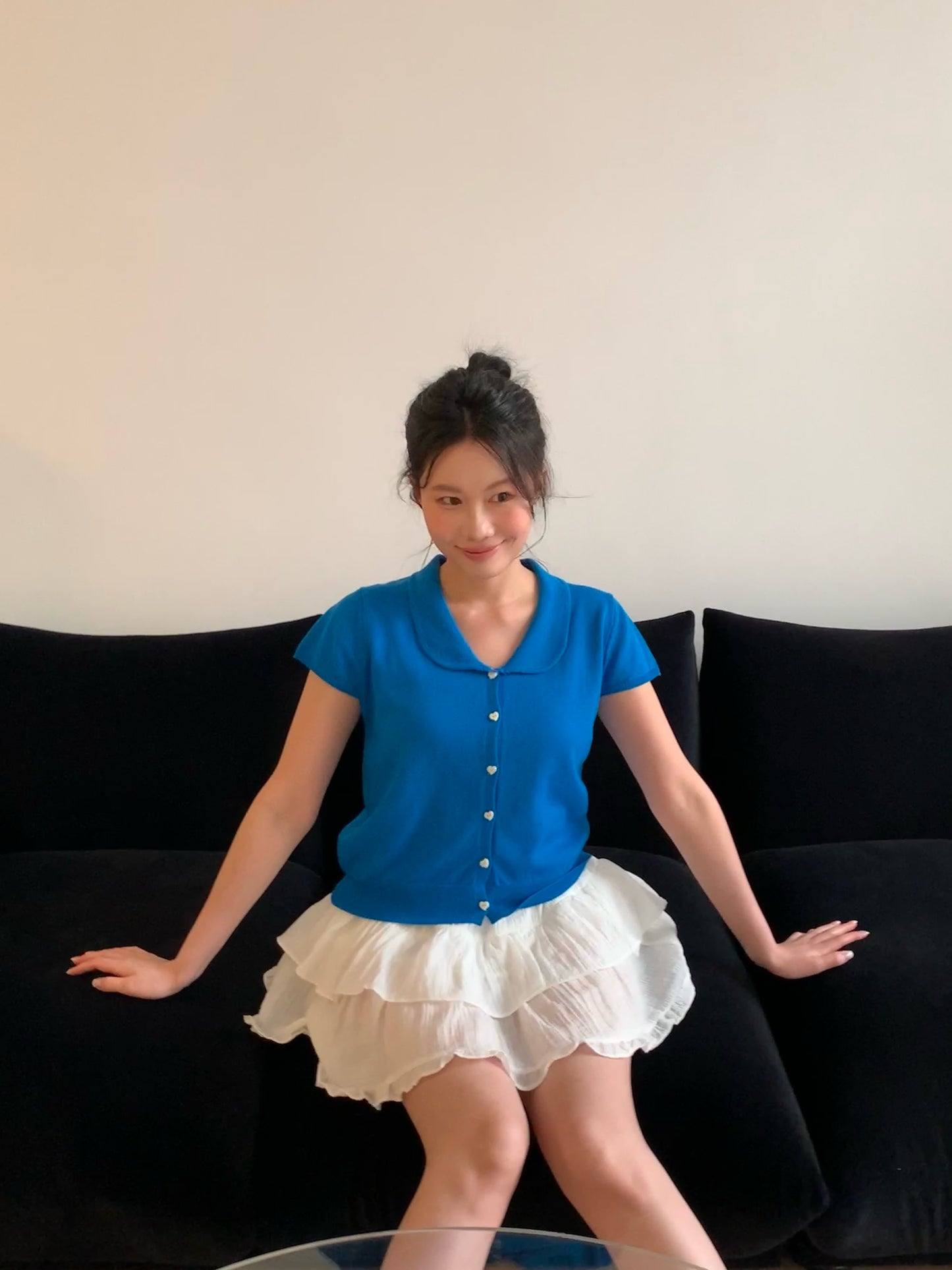 Bubble in the Blue~~~ Blue Dream~~ Whitening blue with white heart button top