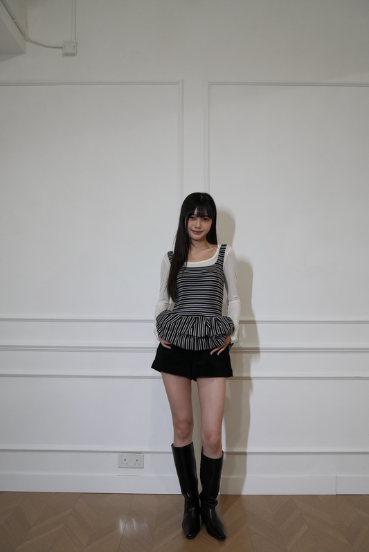 A04 Barr Signature-Label Top