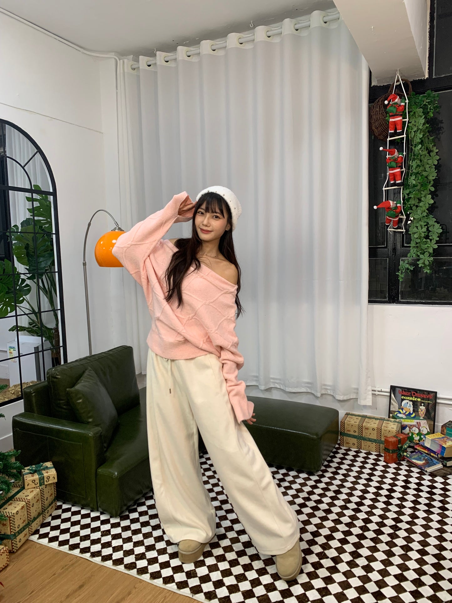 A25 Floral Bud Cotton Pants