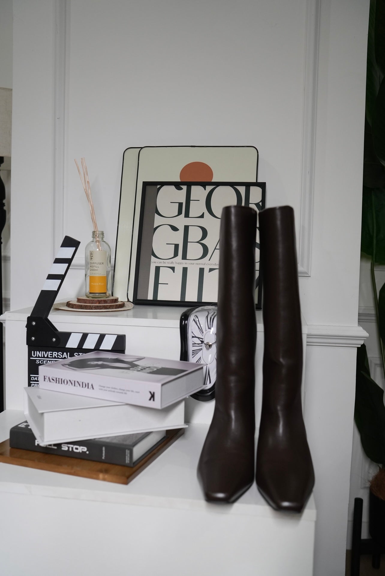 A07 Perkins Signature Leather Boots