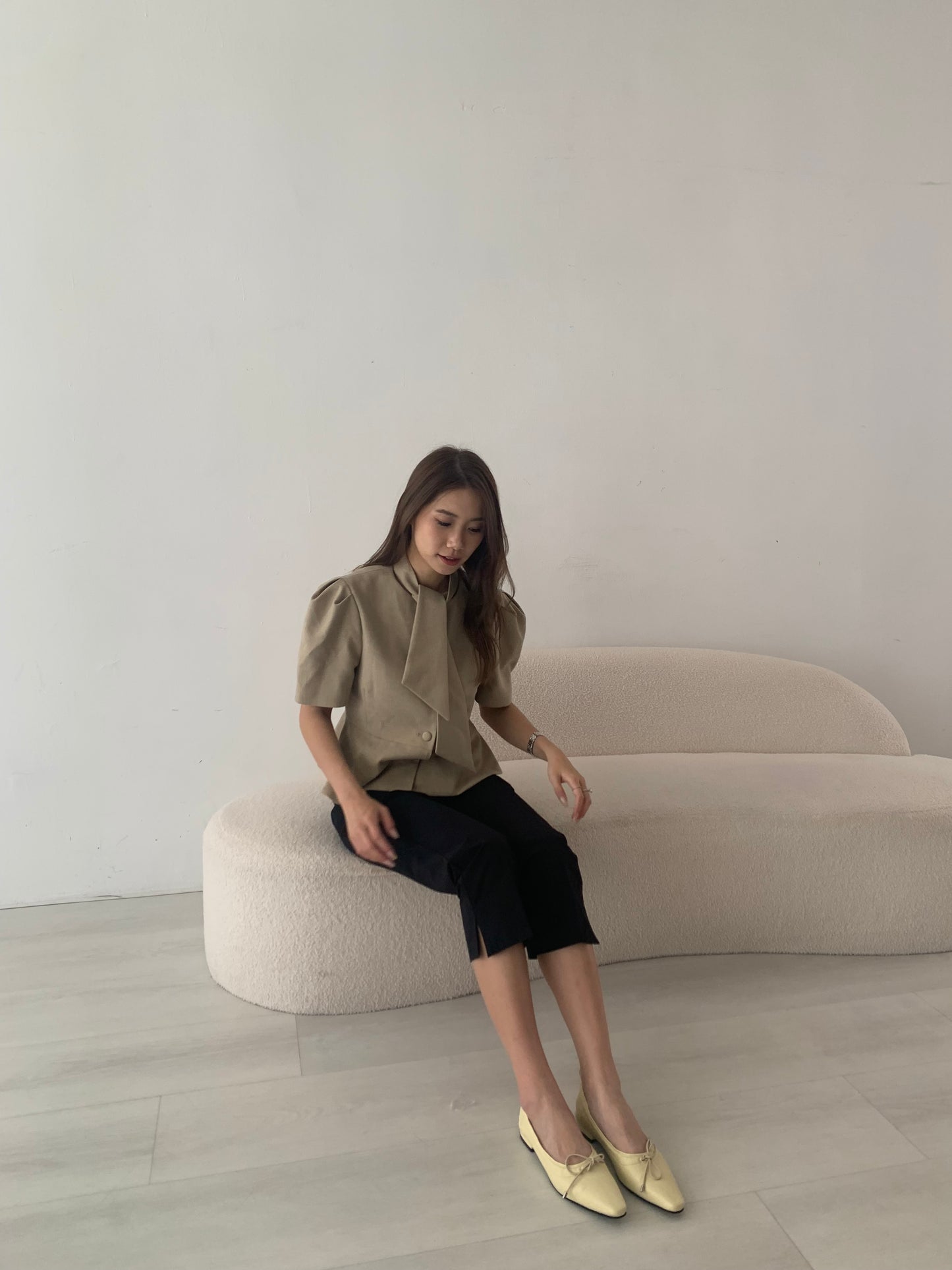 Mika Elastic Pleated Peg Leg Pants