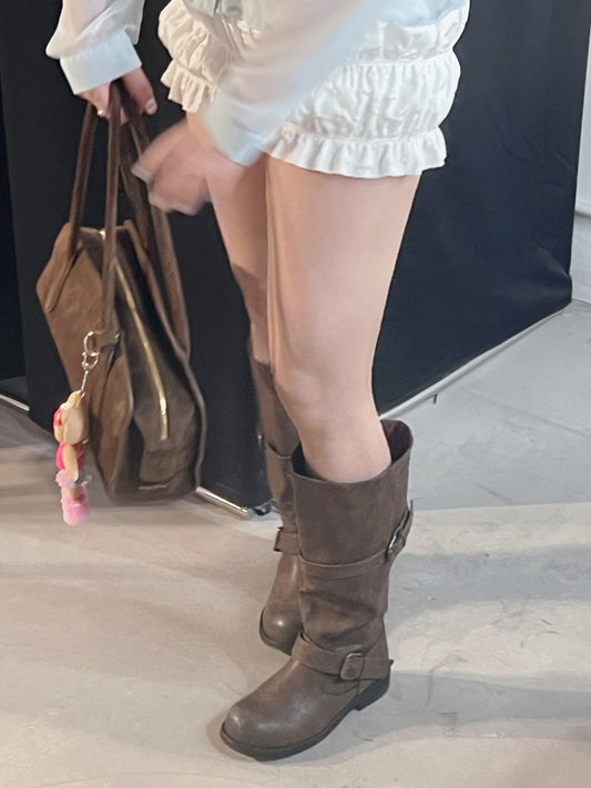 A36 Wonyoung Leather Boots