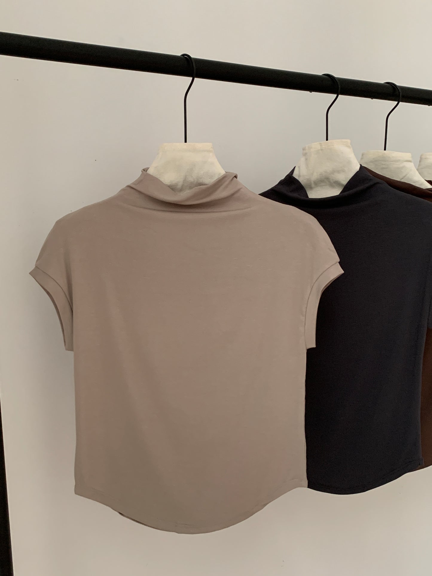 Wearable scent memory! Office Lady daily tee