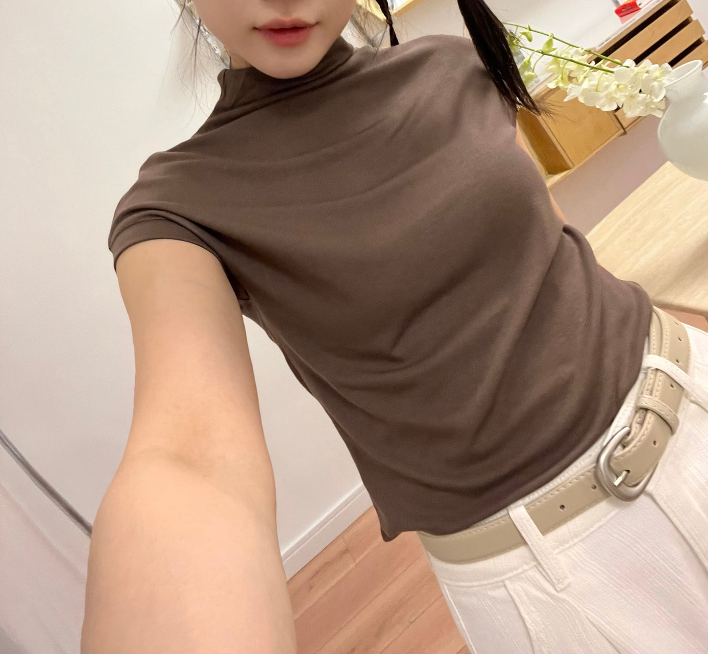 Summer Classic -> A must-have white pants for summer♥ (comes with a belt)