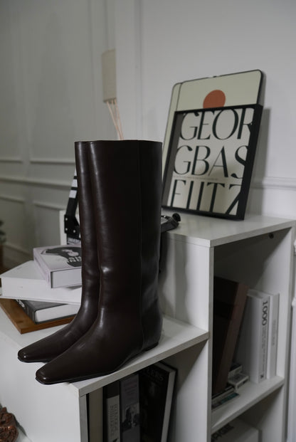 A07 Perkins Signature Leather Boots