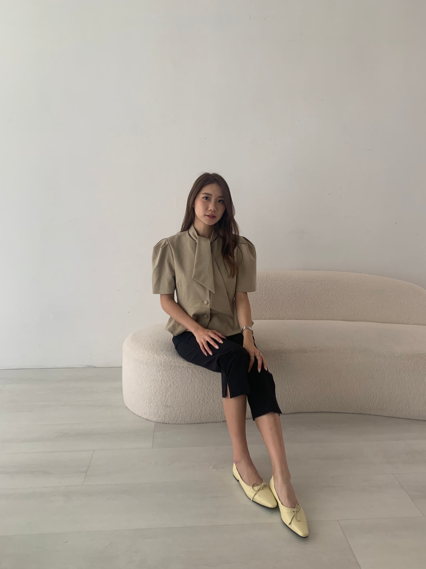 Mika Elastic Pleated Peg Leg Pants