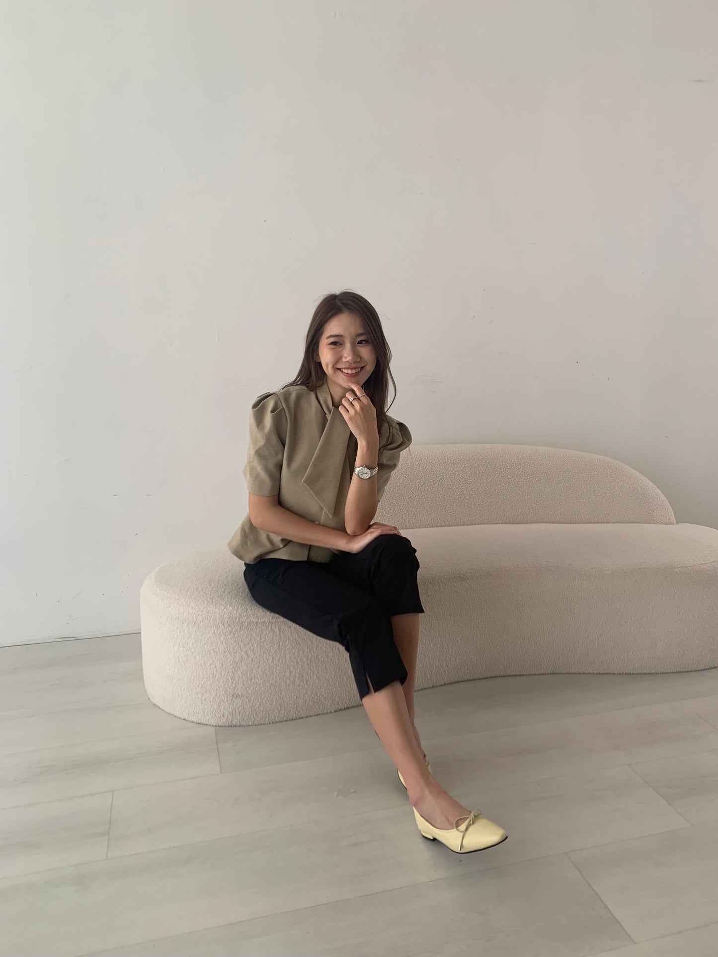 Mika Elastic Pleated Peg Leg Pants