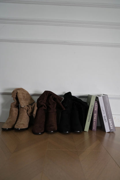 A03 Debo Stacked Suede Boots