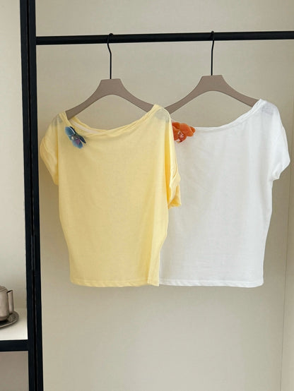 Hawaii Top (Includes a Floral Hair Clip)