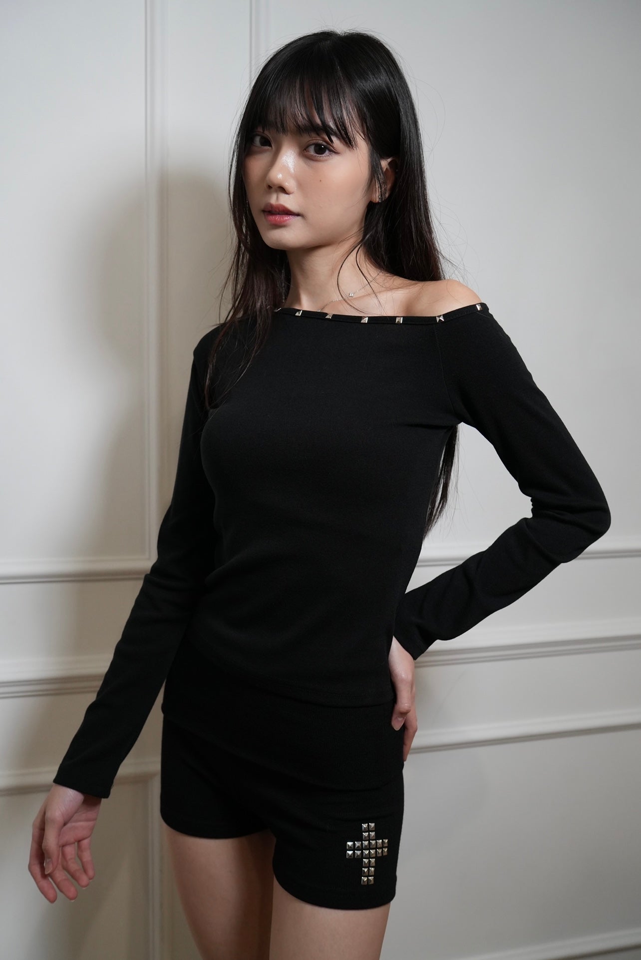 A14 Stud-Cross Hotpants