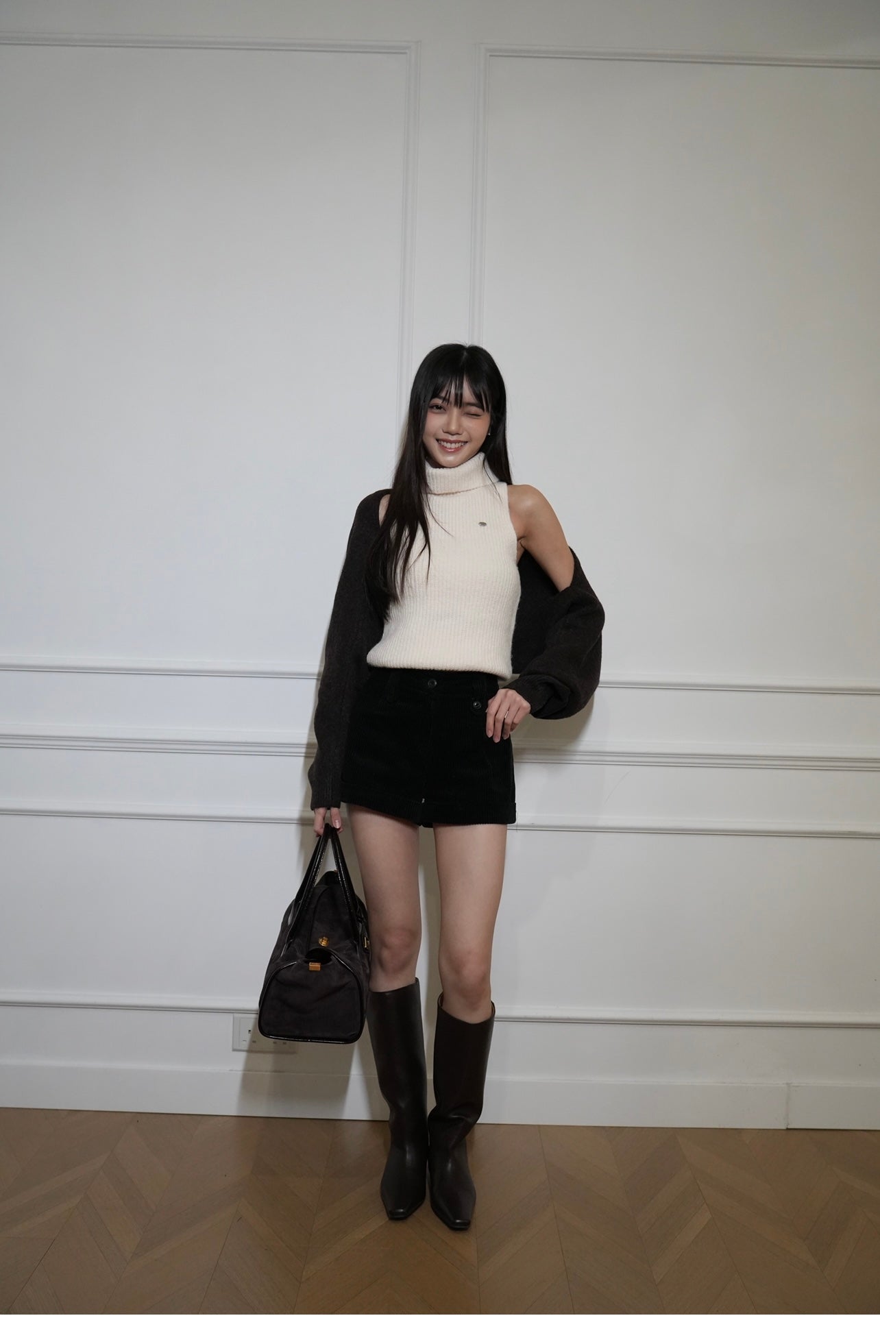 A06 Baby Girl Velvet Shorts