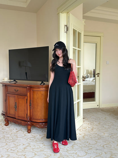 Cover Girl Woven Bag