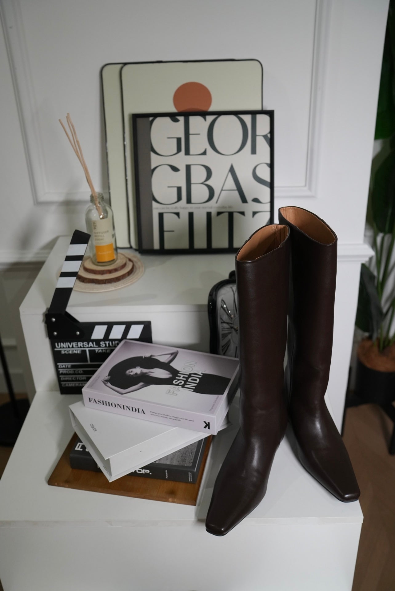 A07 Perkins Signature Leather Boots