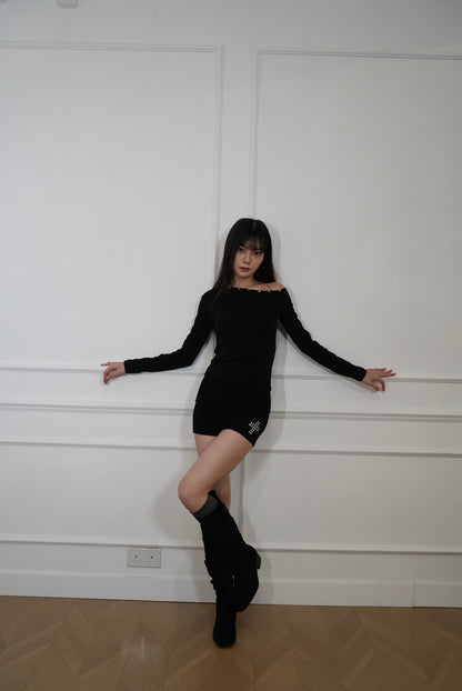 A14 Stud-Cross Hotpants